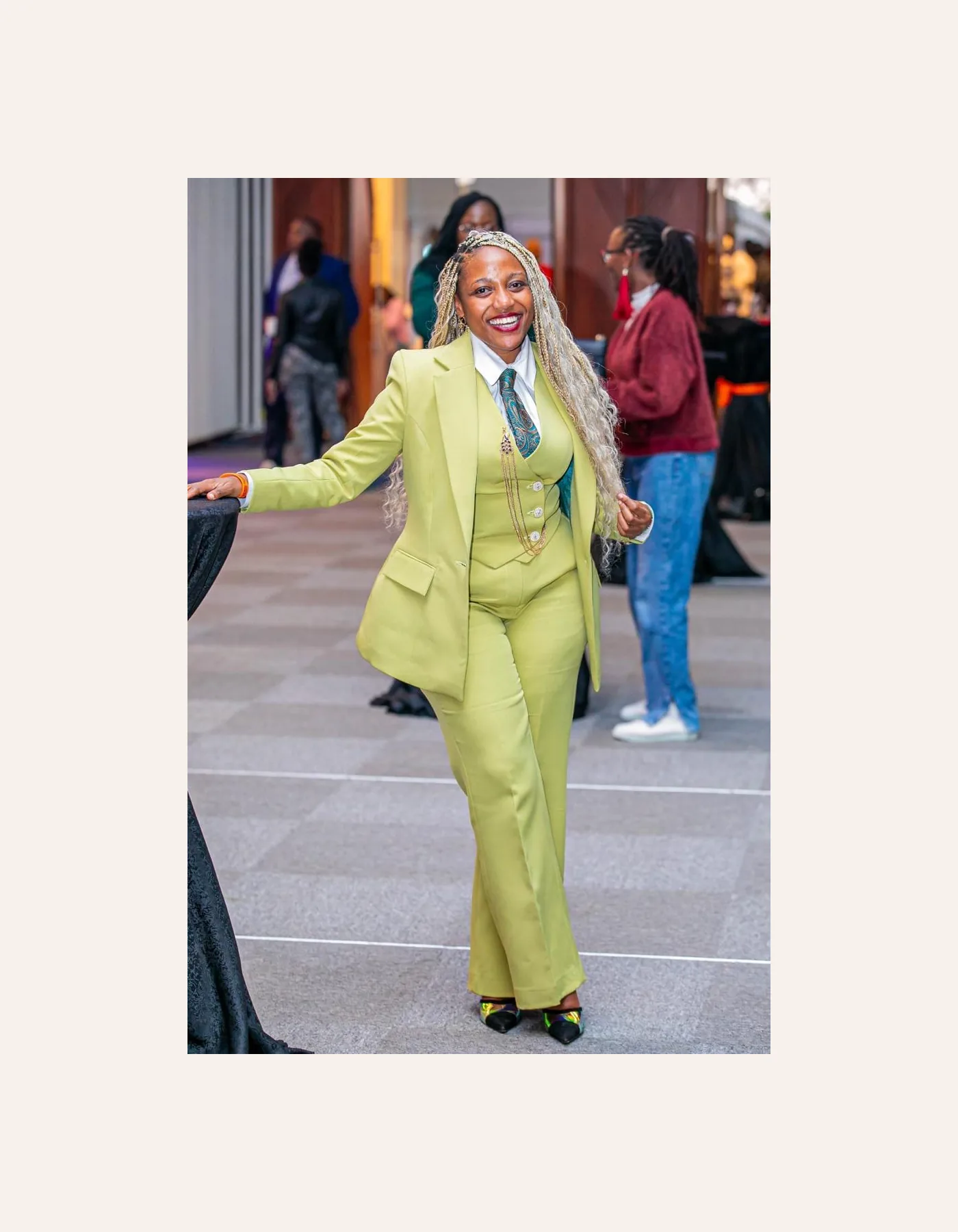 Elegant African Occasion Suit - Look 20