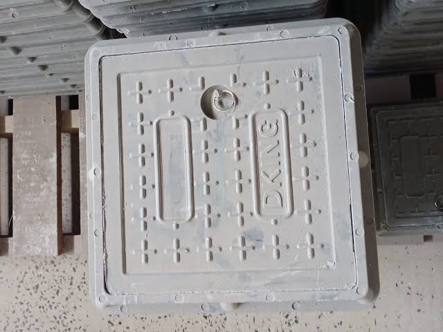 15×15 Manhole Cover